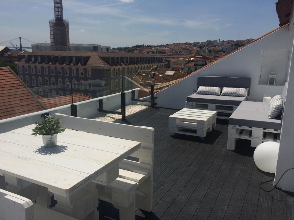 A Terrace On A Topfloor With A View Lisboa Eksteriør billede